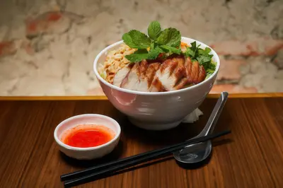 Lemongrass Pork Neck with Dry Noodles