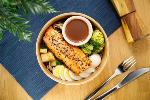 Sriracha Salmon Noodle Bowl